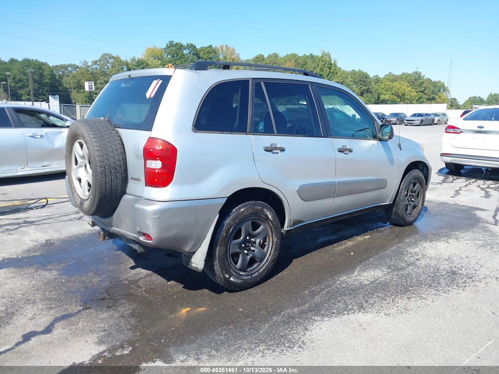 2004 Toyota RAV4 photo 4