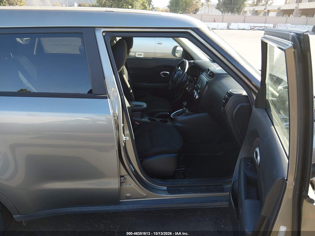 2016 Kia Soul + photo 5