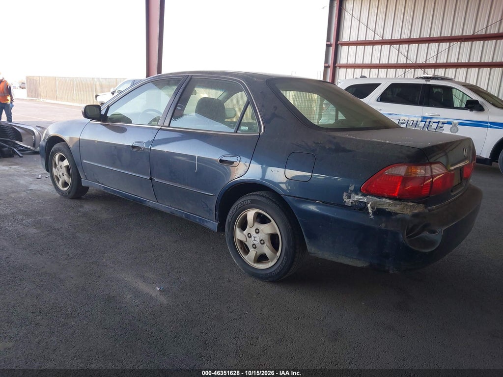 2000 Honda Accord 2.3 EX photo 3