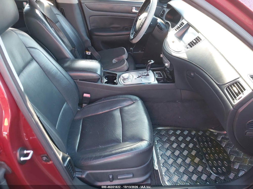 2013 Hyundai Genesis 5.0 R-Spec photo 5