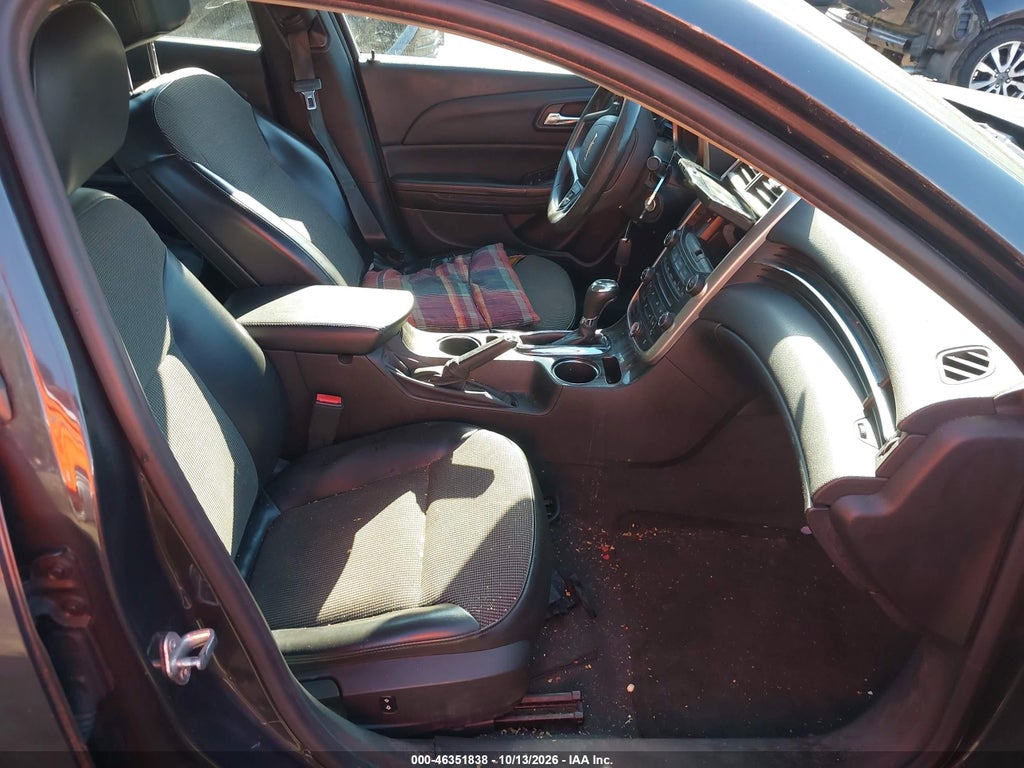 2014 Chevrolet Malibu 1LT photo 5