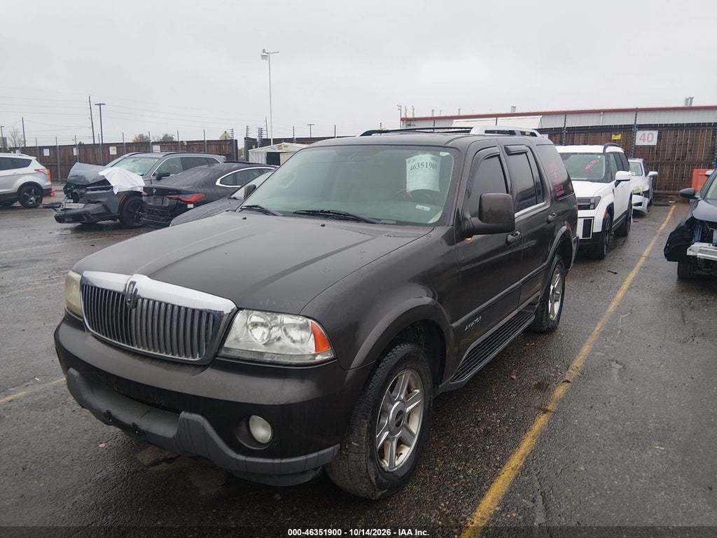 2005 Lincoln Aviator photo 2
