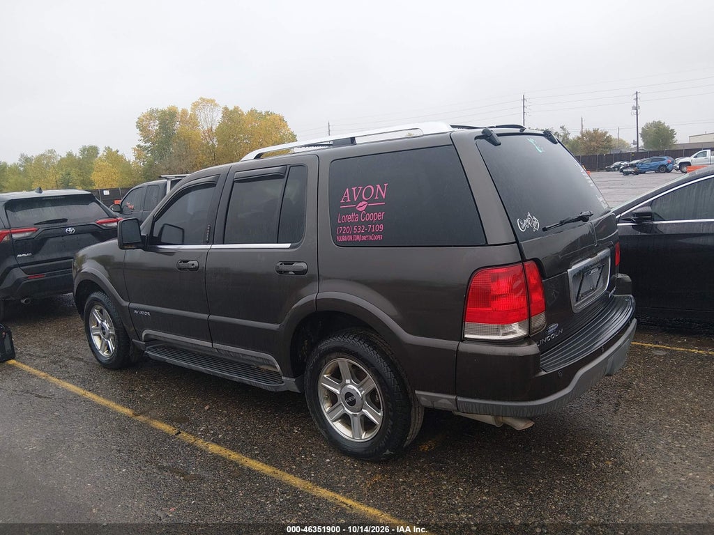 2005 Lincoln Aviator photo 3