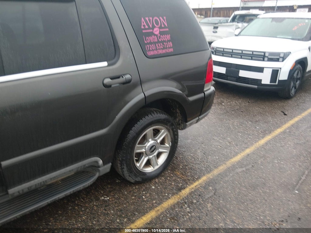 2005 Lincoln Aviator photo 6