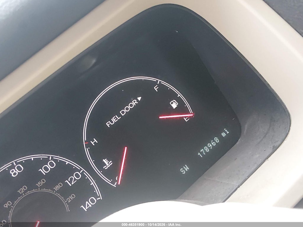 2005 Lincoln Aviator photo 7