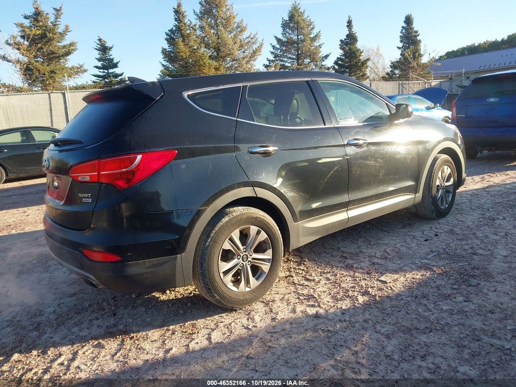 2016 Hyundai Santa FE Sport 2.4L photo 4