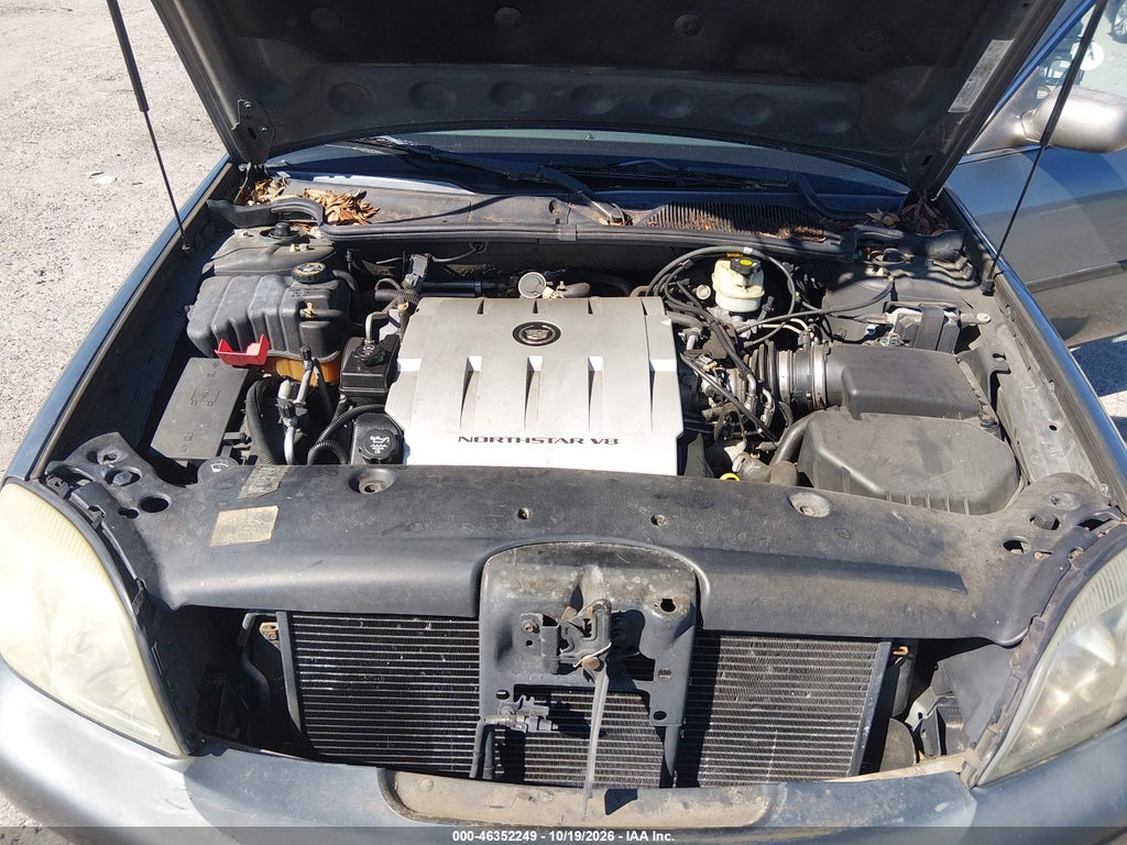 2004 Cadillac Deville Standard photo 10