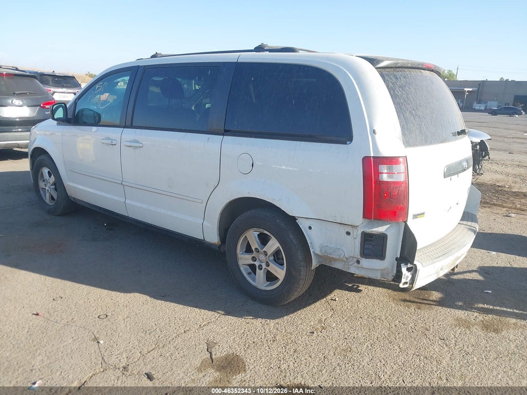 2009 Dodge Grand Caravan SE photo 3