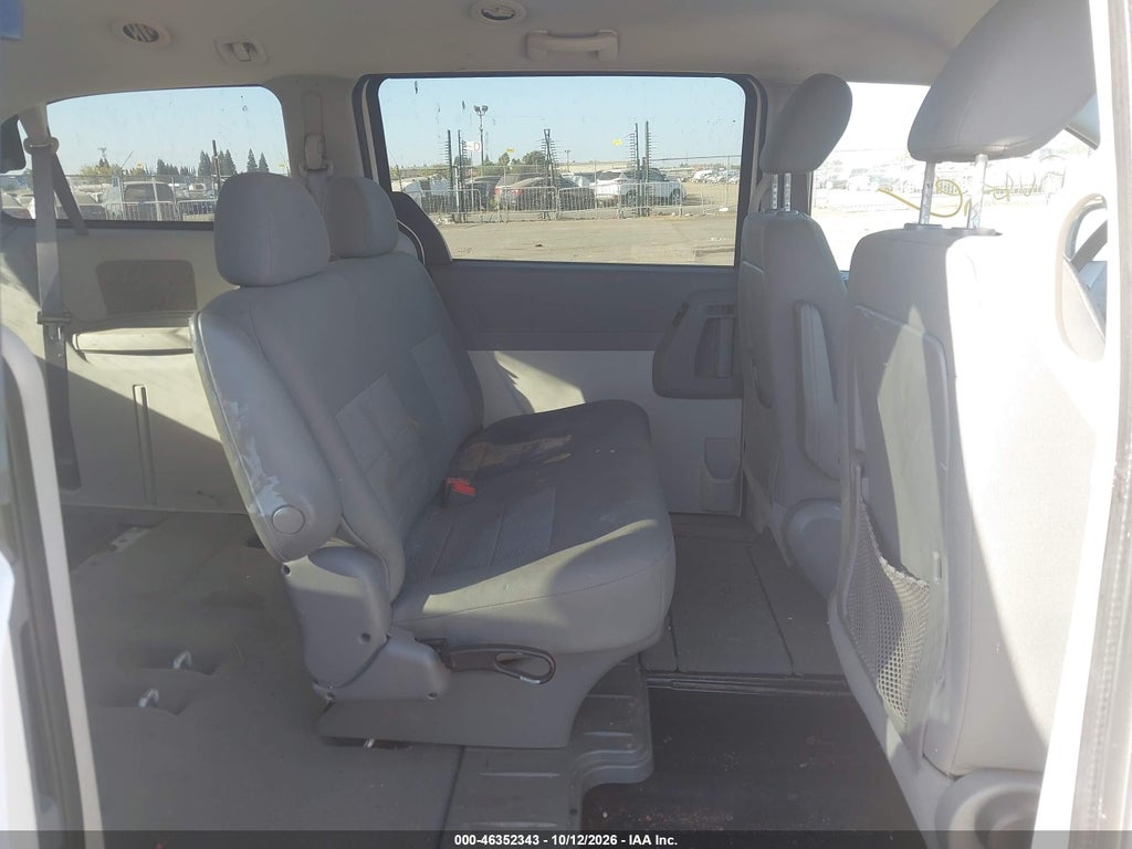2009 Dodge Grand Caravan SE photo 8