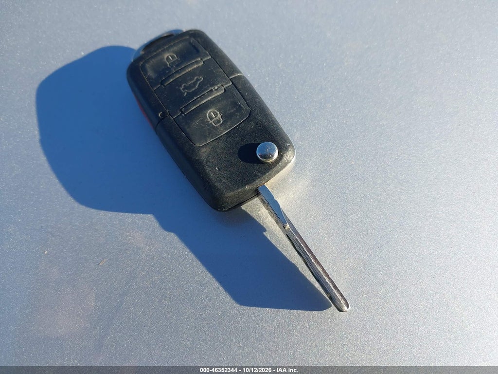 2007 Volkswagen New Beetle 2.5 photo 11