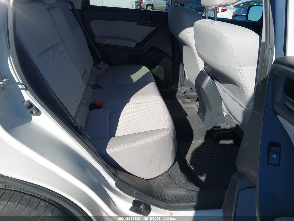 2015 Subaru Forester 2.5I Premium photo 8