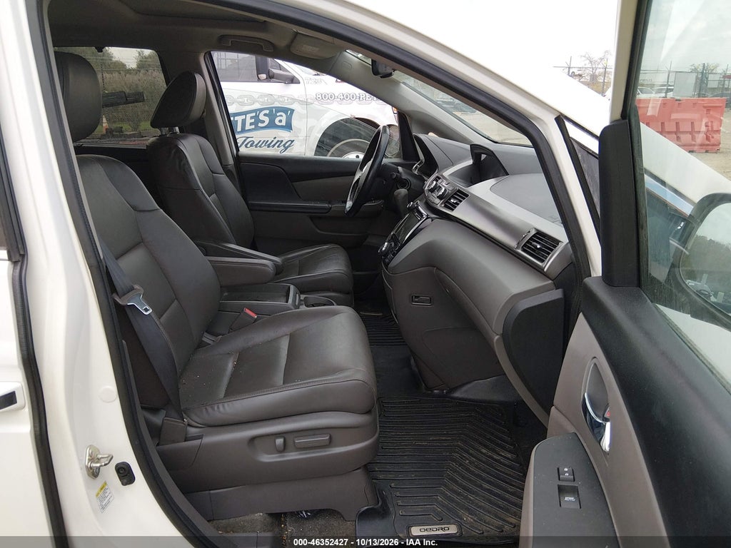 2017 Honda Odyssey EX-L photo 5