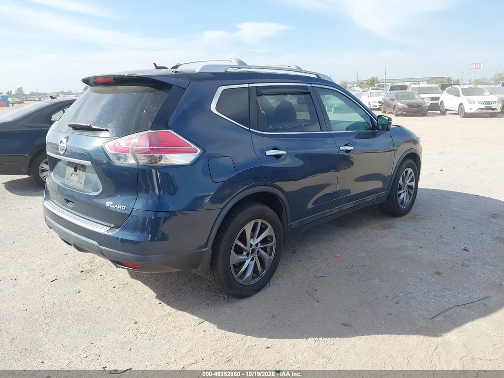 2015 Nissan Rogue SL photo 4