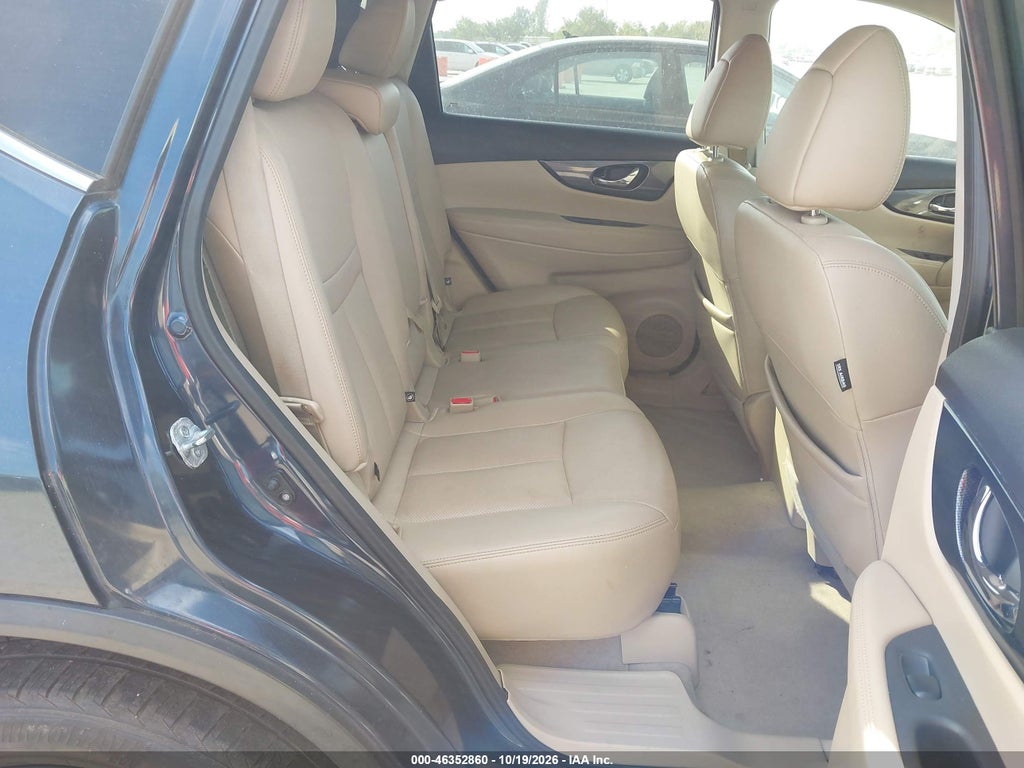 2015 Nissan Rogue SL photo 8