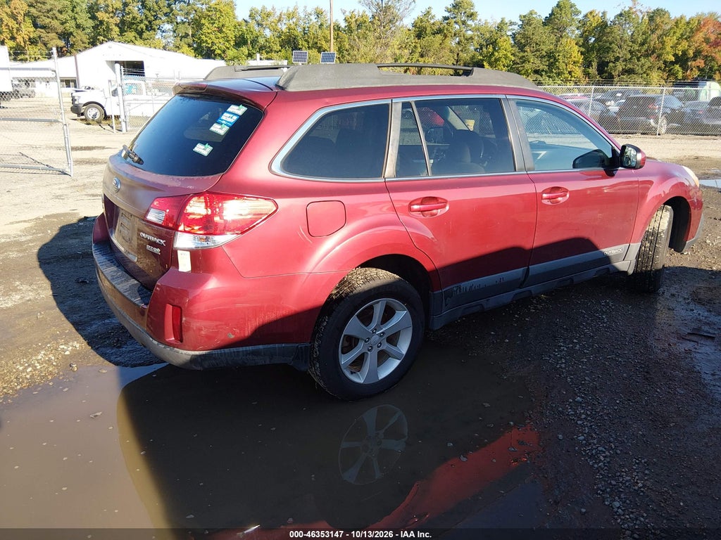 2013 Subaru Outback 2.5I Premium photo 4