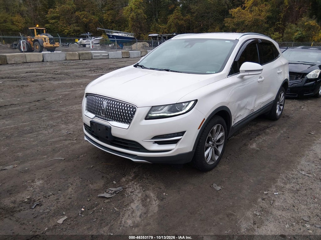 2019 Lincoln MKC Select photo 2