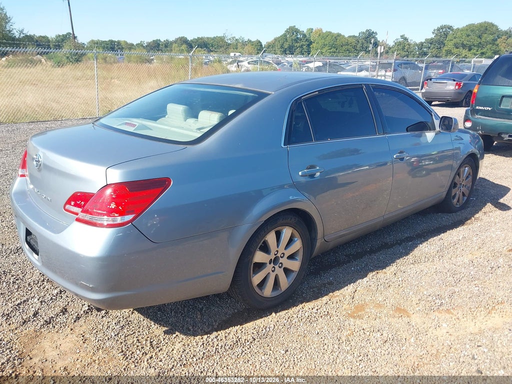 2007 Toyota Avalon XLS photo 4