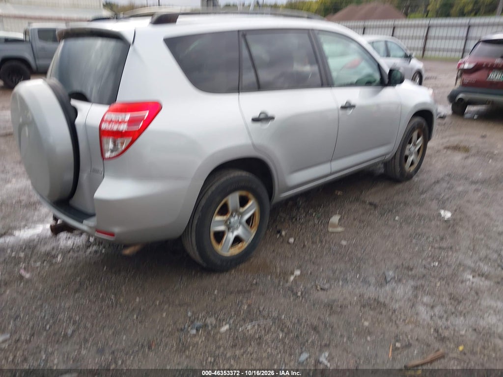 2009 Toyota RAV4 Base V6 photo 4