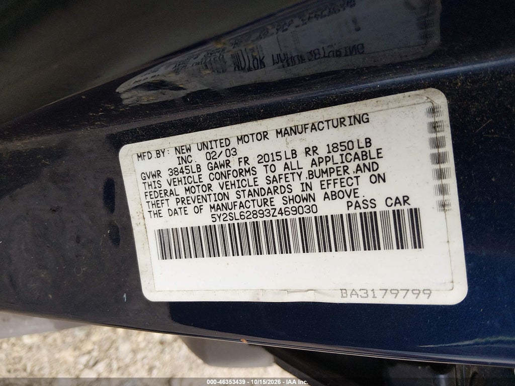 2003 Pontiac Vibe photo 9
