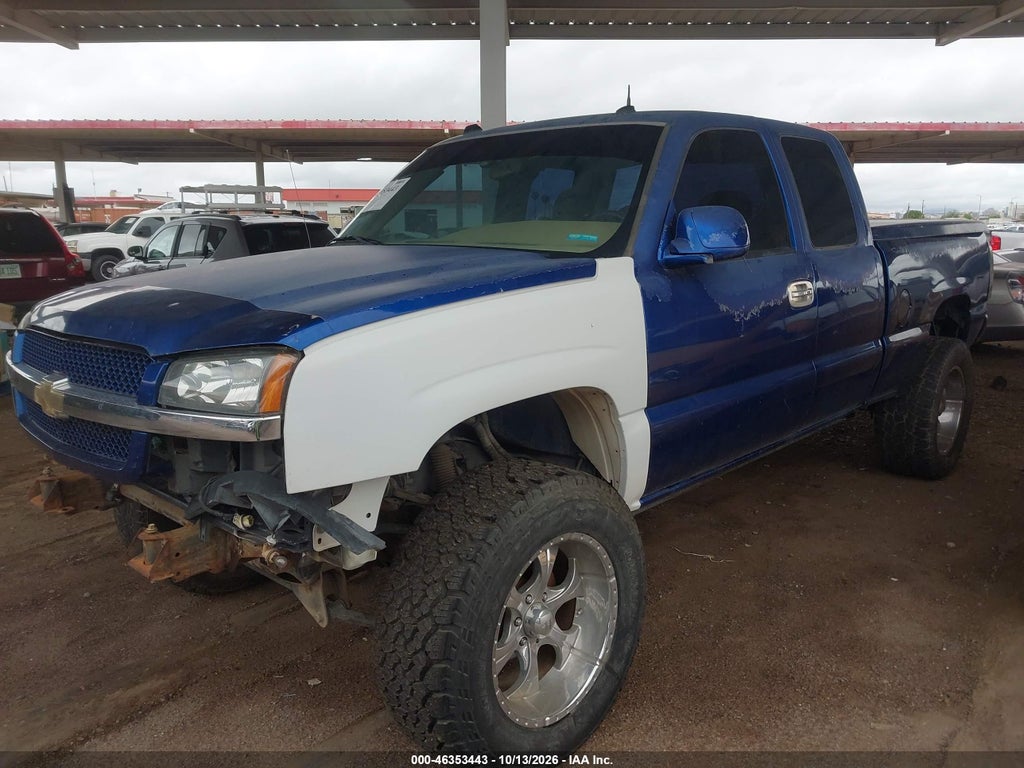 2004 Chevrolet Silverado 1500 LS photo 2