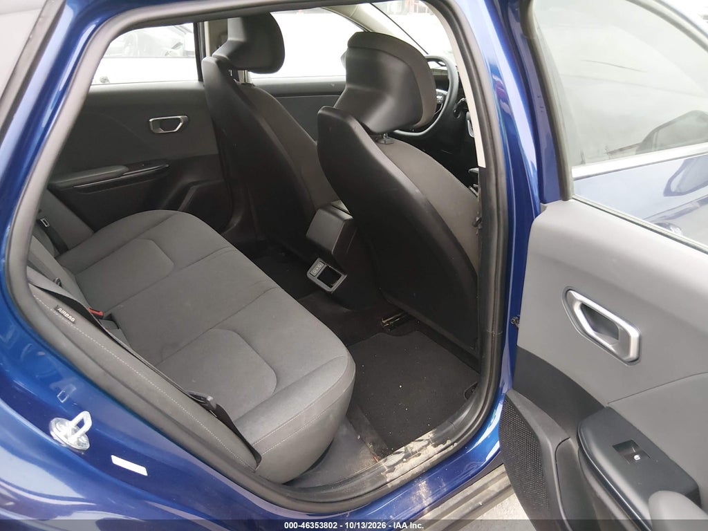 2025 Kia K4 LXS photo 8