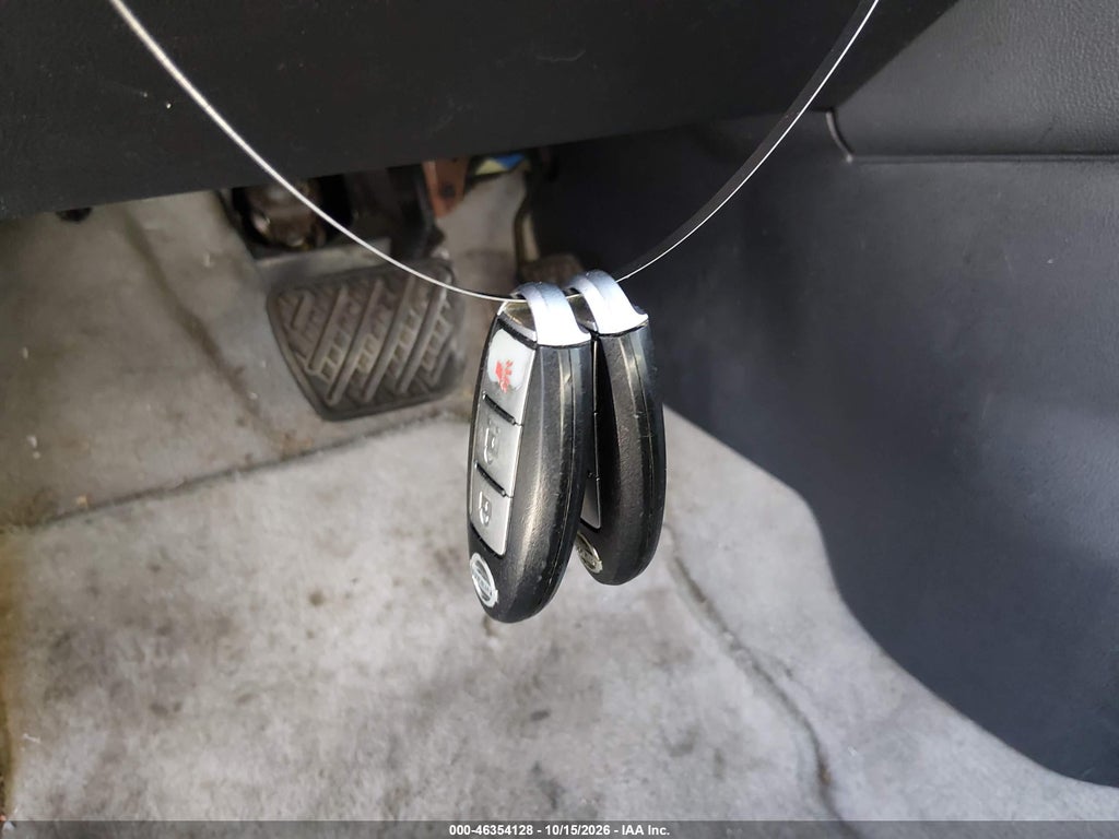2010 Nissan Rogue SL photo 11
