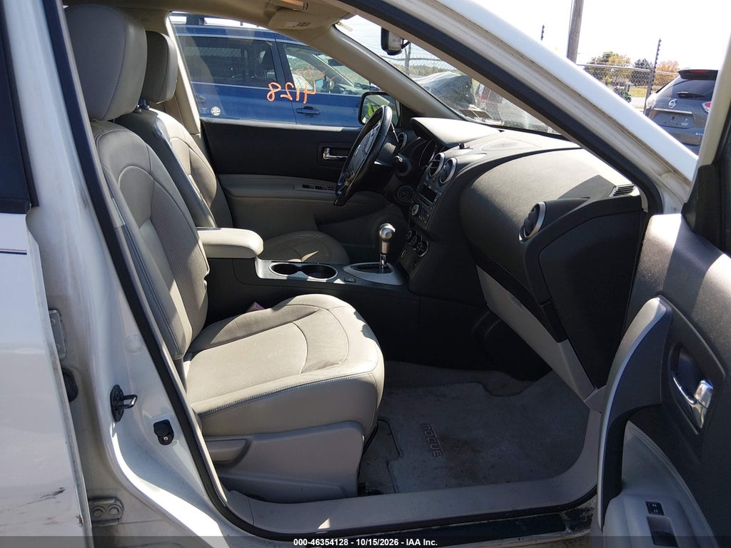 2010 Nissan Rogue SL photo 5