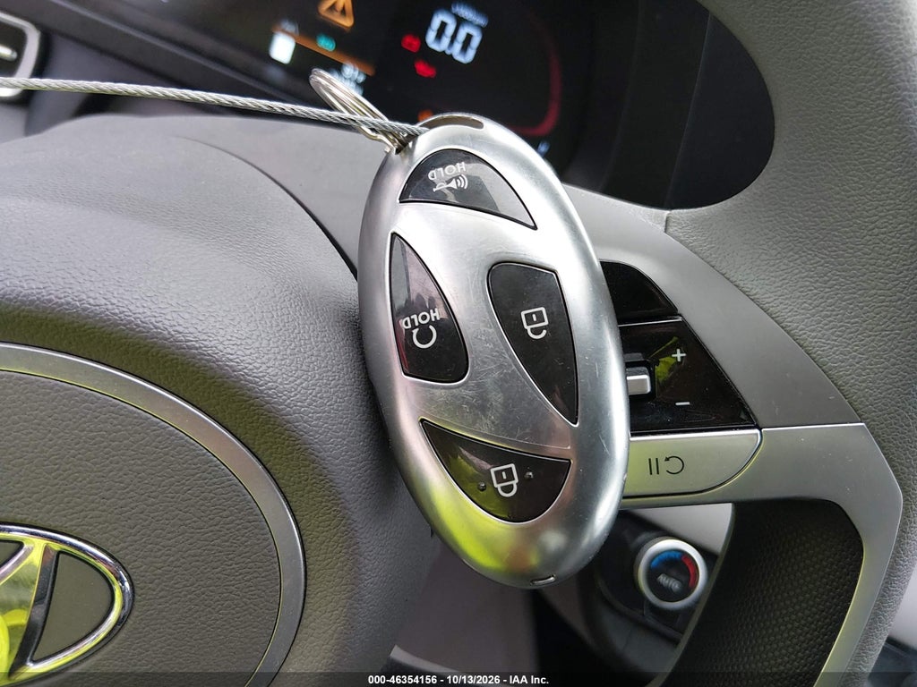 2025 Hyundai Elantra Hybrid Blue photo 11