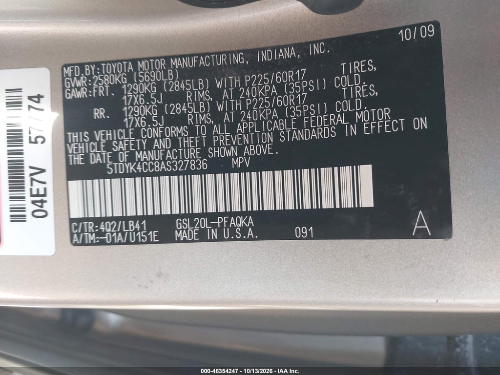 2010 Toyota Sienna XLE photo 9