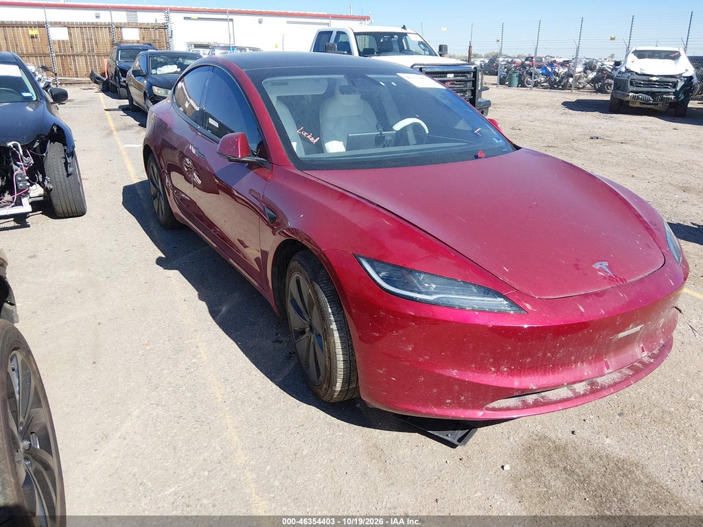 TESLA MODEL 3 2025