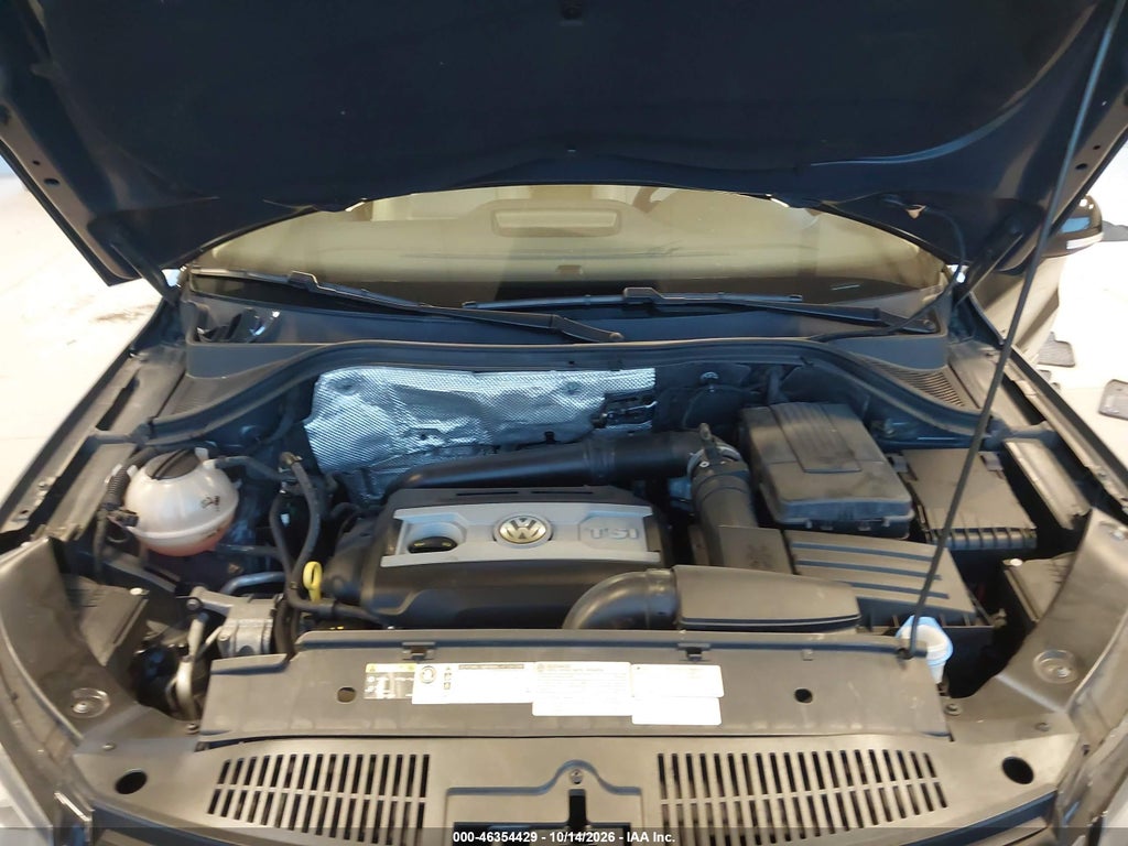 2016 Volkswagen Tiguan SE photo 10