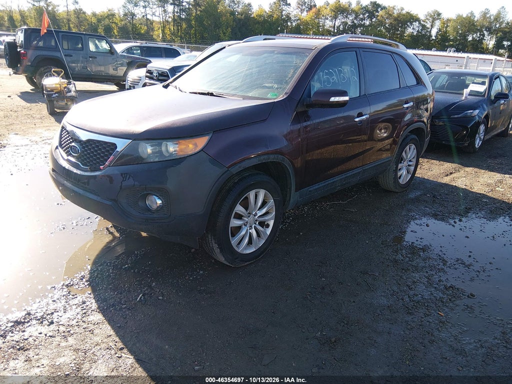 2011 Kia Sorento EX V6 photo 2