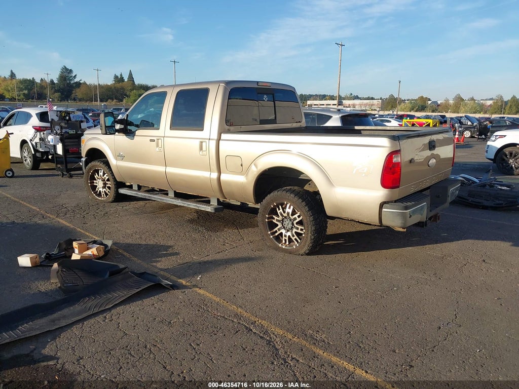 2011 Ford F-250 Lariat photo 3