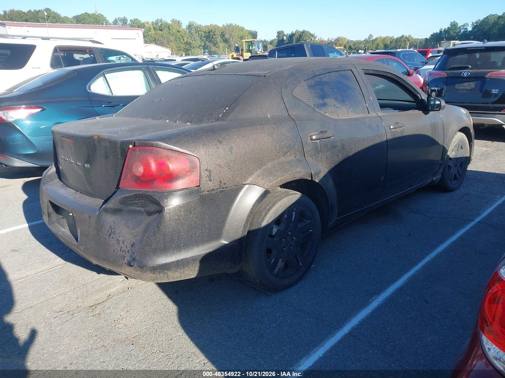 2014 Dodge Avenger SE photo 4