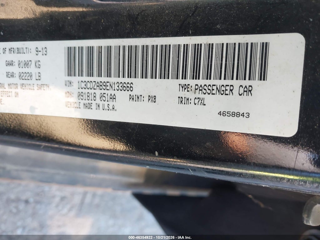 2014 Dodge Avenger SE photo 9