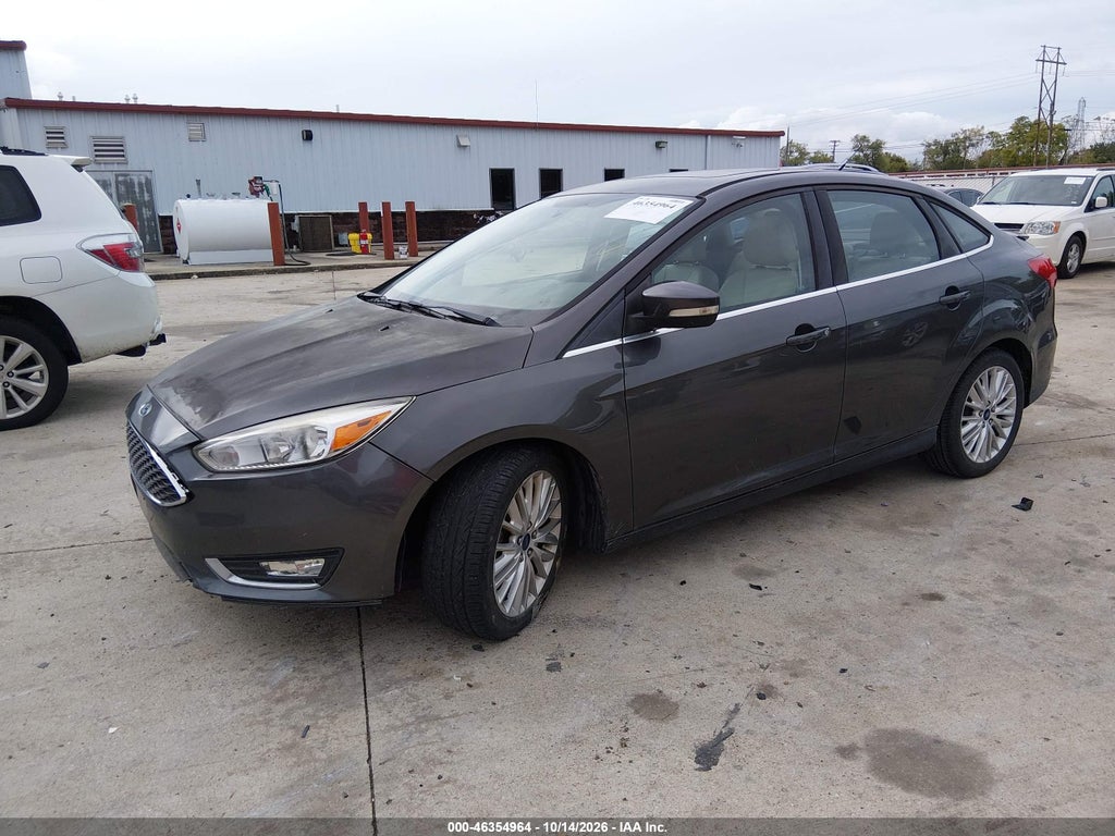 2015 Ford Focus Titanium photo 2