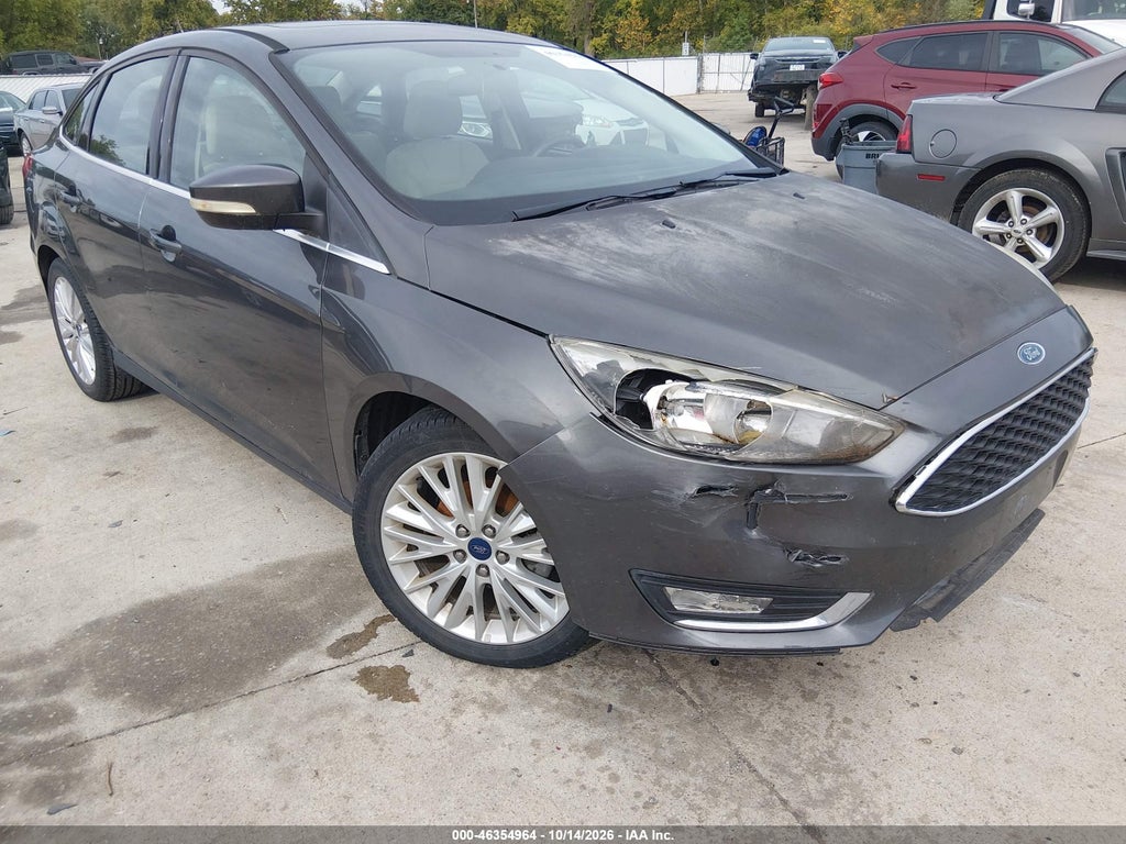 2015 Ford Focus Titanium photo 6