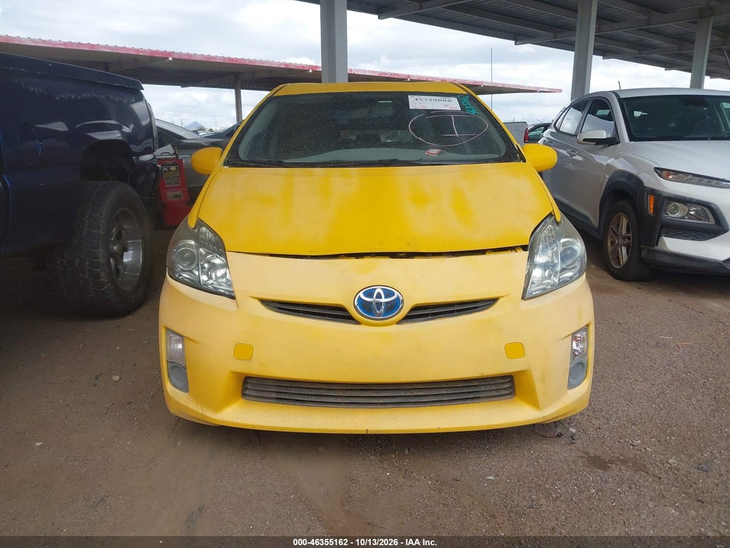2010 Toyota Prius III photo 6