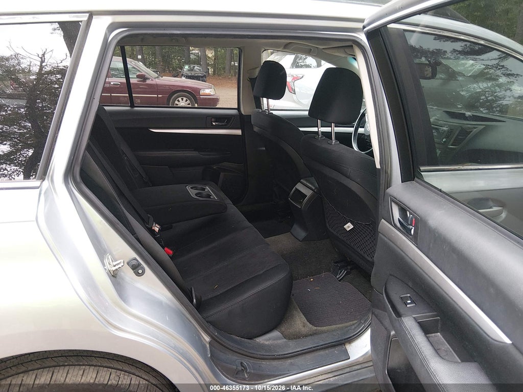 2014 Subaru Outback 2.5I Premium photo 8