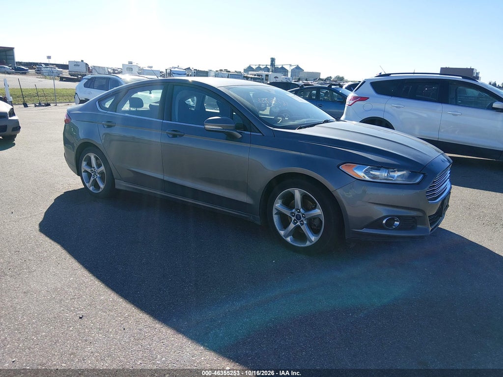 2014 Ford Fusion SE photo 1