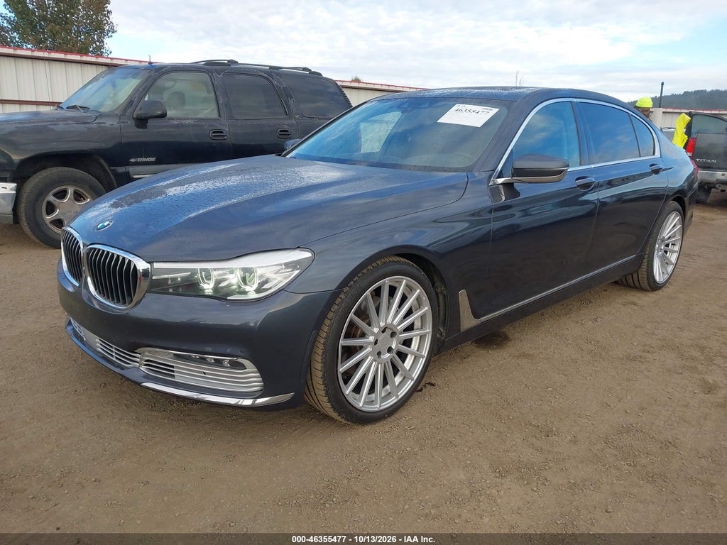 2016 BMW 740I photo 2