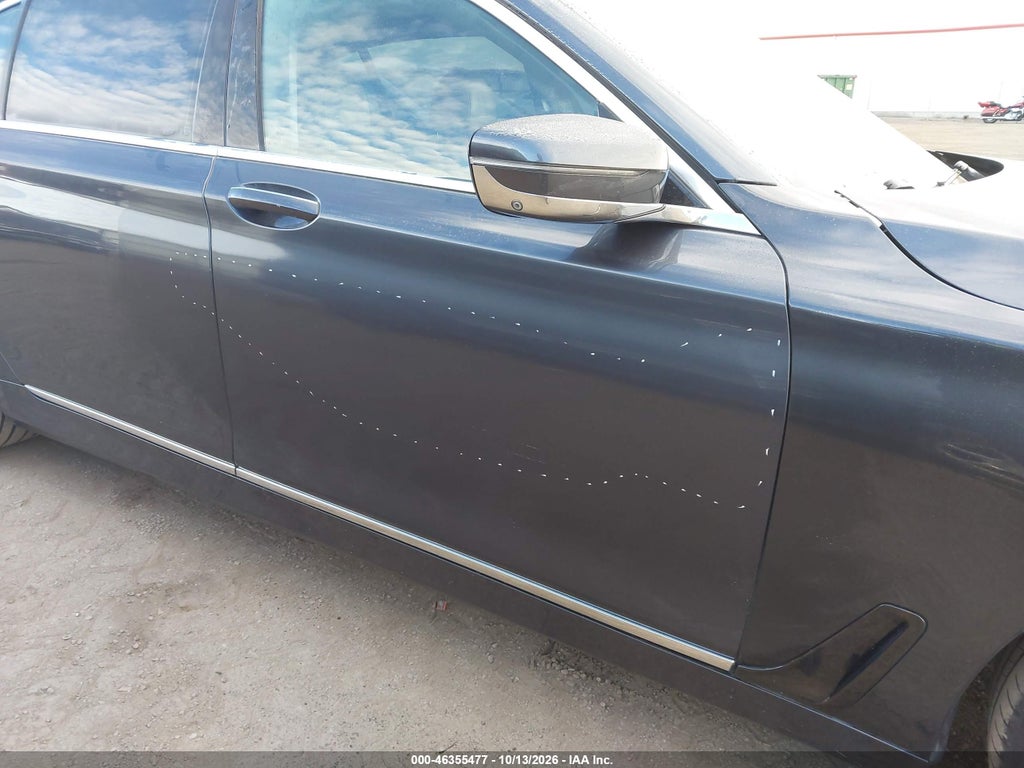 2016 BMW 740I photo 6
