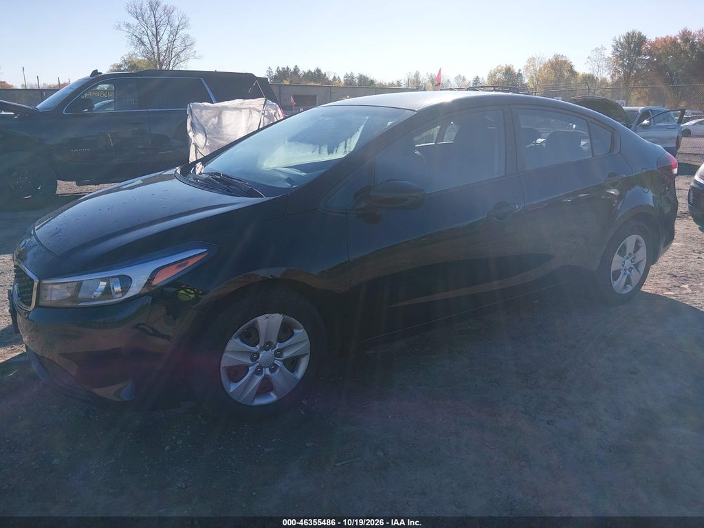 2017 Kia Forte LX photo 2