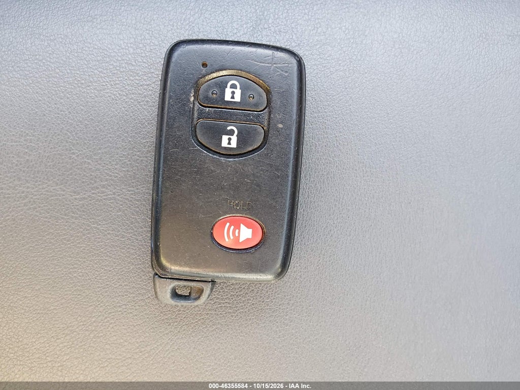 2012 Toyota Prius V Five photo 11