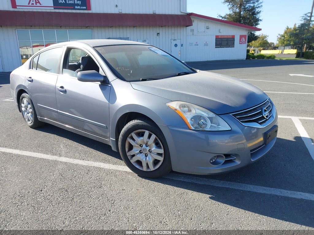 2012 Nissan Altima 2.5 S photo 1