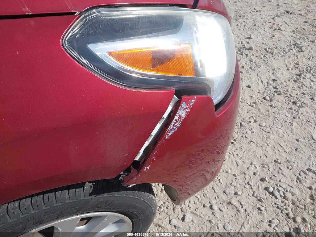 2016 Nissan Versa 1.6 S/1.6 S+/1.6 SL/1.6 SV photo 6