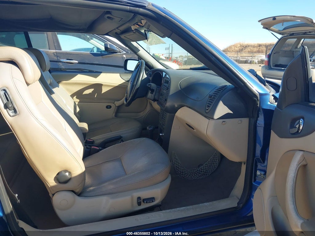2002 Saab 9-3 SE photo 5
