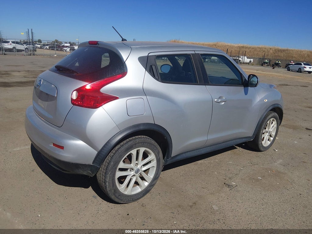 2013 Nissan Juke S photo 4