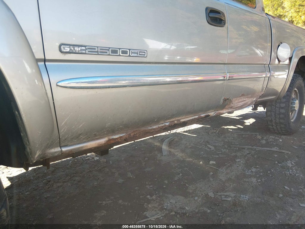 2002 GMC Sierra 2500HD SLE photo 6