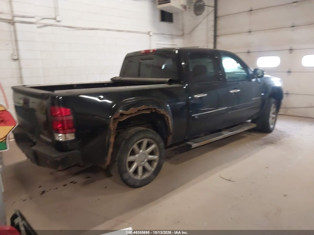 2009 GMC Sierra 1500 Denali photo 4